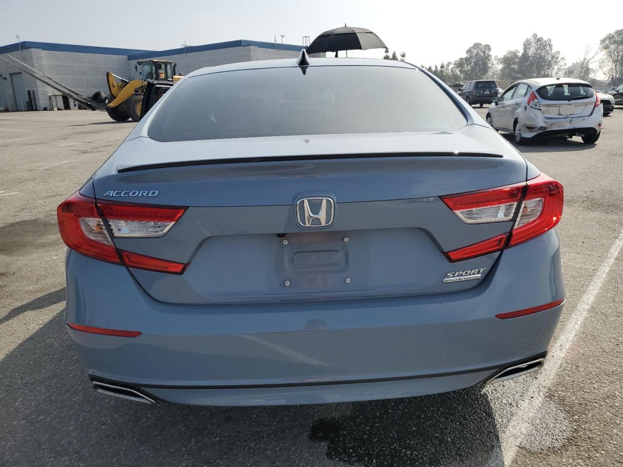 1HGCV1F42NA087370 2022 Honda Accord Sport Se