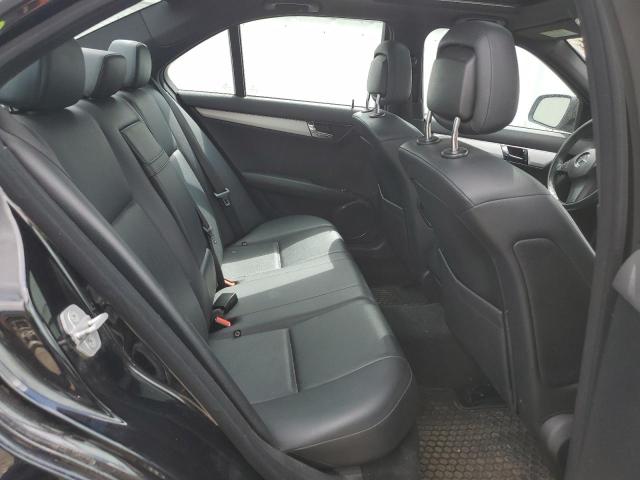 WDDGF85X69F307576 2009 Mercedes-Benz C 230 4Matic