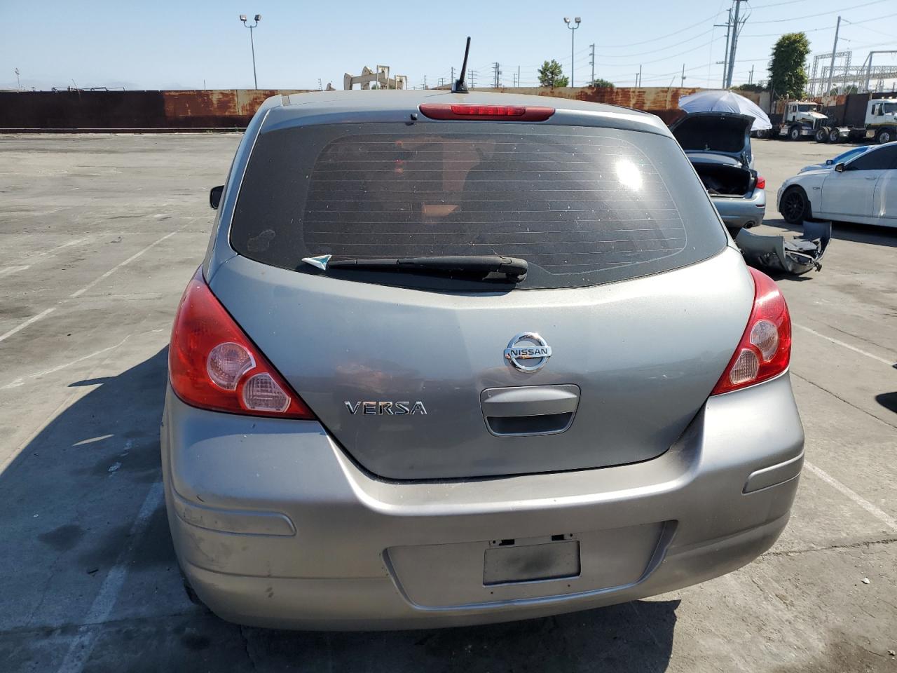 3N1BC13E68L413409 2008 Nissan Versa S