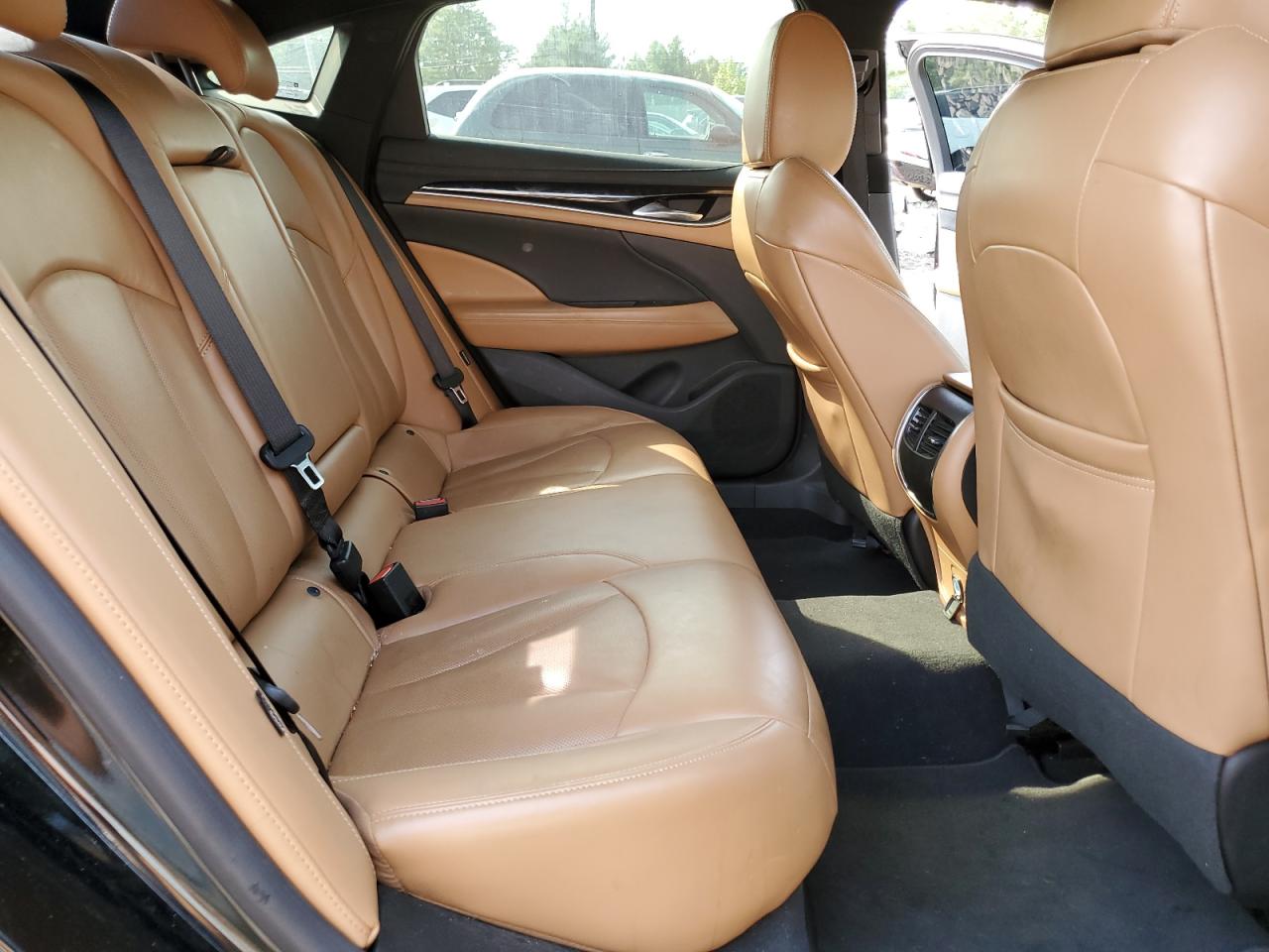 1G4ZP5SS0HU126132 2017 Buick Lacrosse Essence