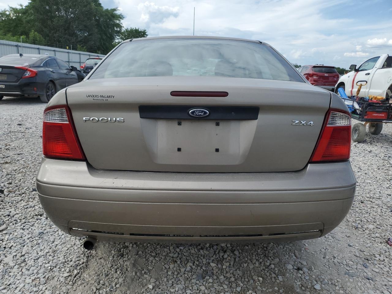 1FAFP34N95W236055 2005 Ford Focus Zx4