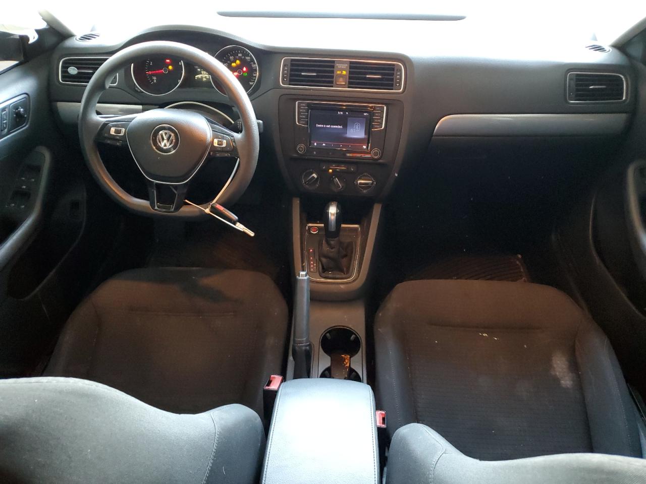 3VWD67AJ2GM368233 2016 Volkswagen Jetta Se