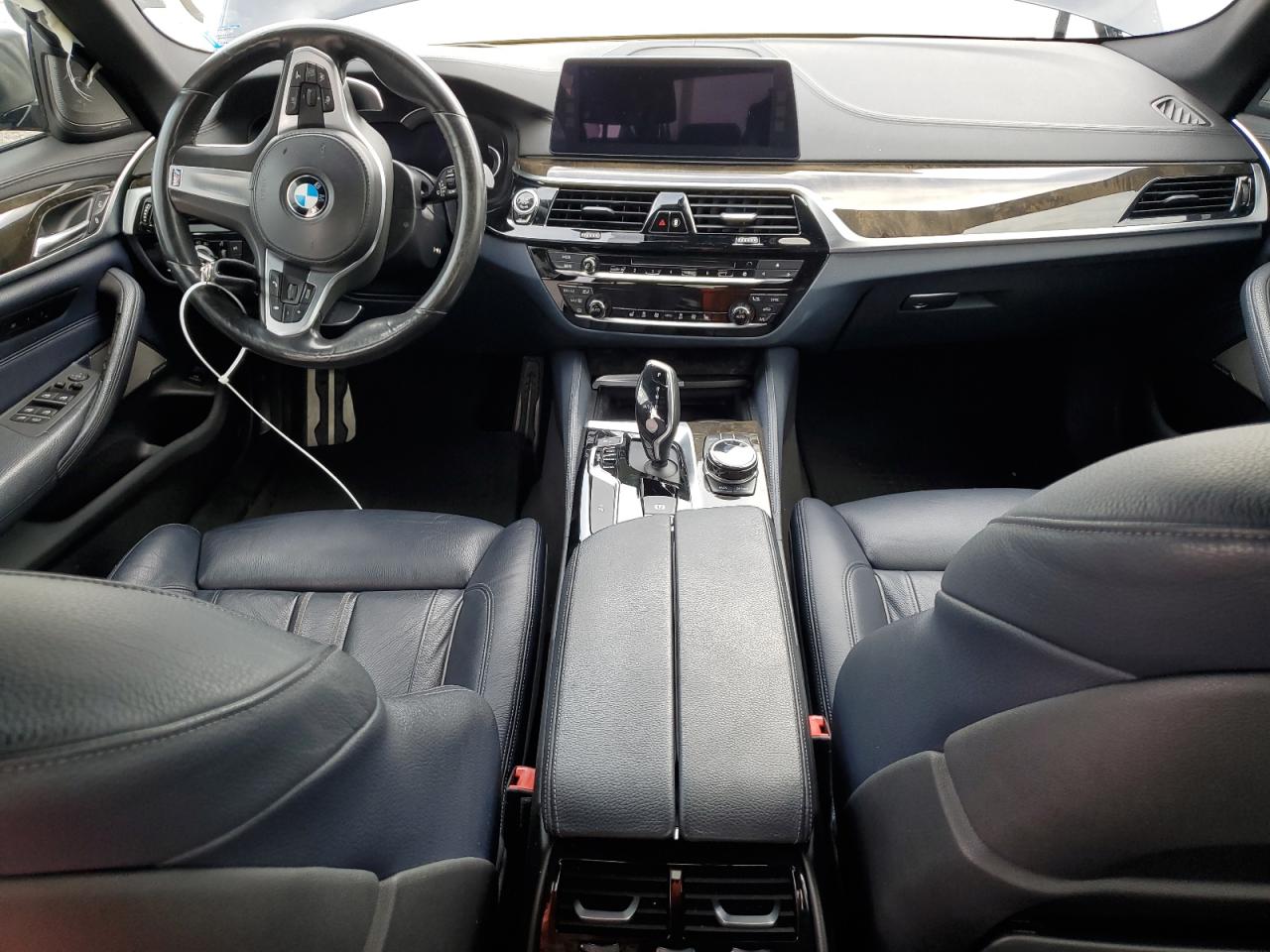 WBAJB9C59JG463741 2018 BMW M550Xi