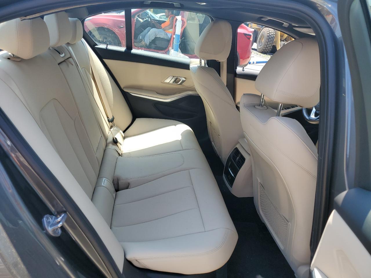 3MW5R7J05M8B61083 2021 BMW 330Xi