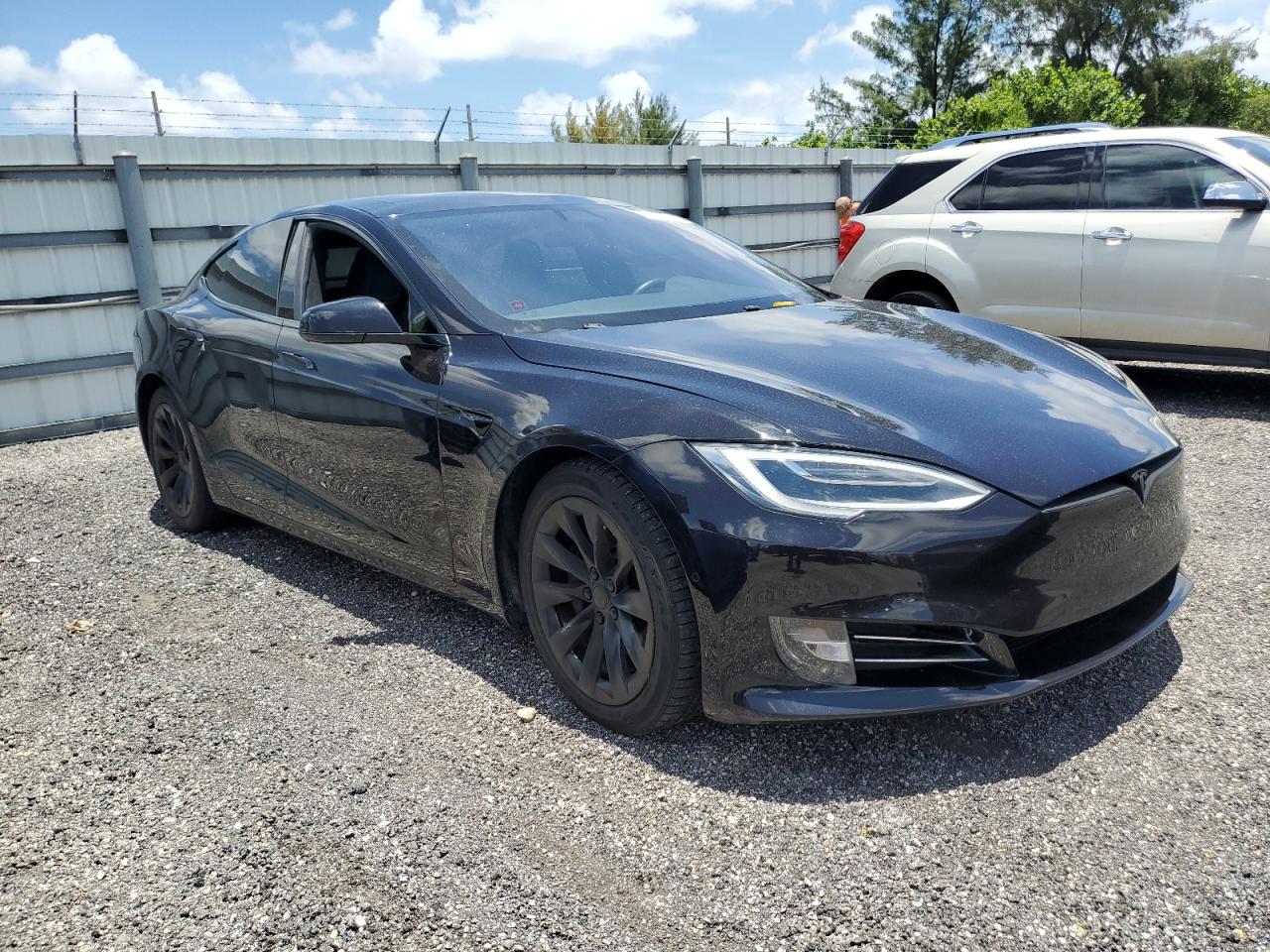 5YJSA1E25GF168962 2016 Tesla Model S