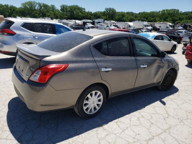  NISSAN VERSA 2015 Szary