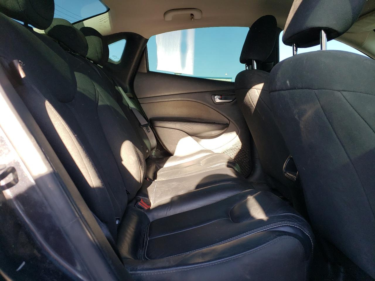 1C3CDFAA3DD287512 2013 Dodge Dart Se