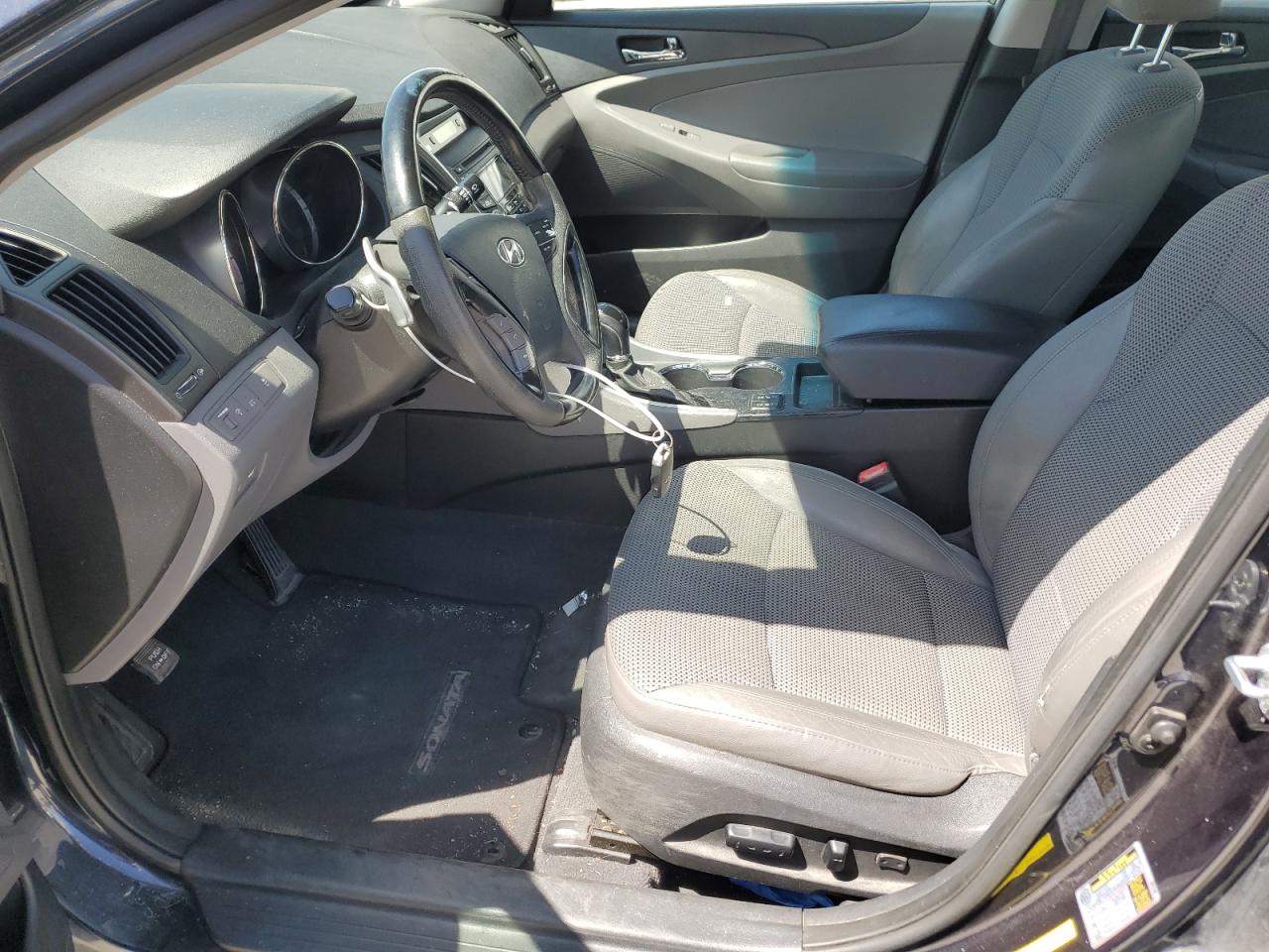 5NPEC4AC7DH527250 2013 Hyundai Sonata Se