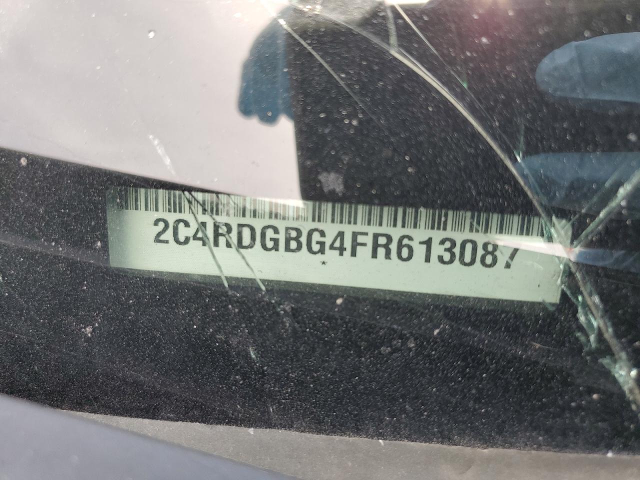 2C4RDGBG4FR613087 2015 Dodge Grand Caravan Se