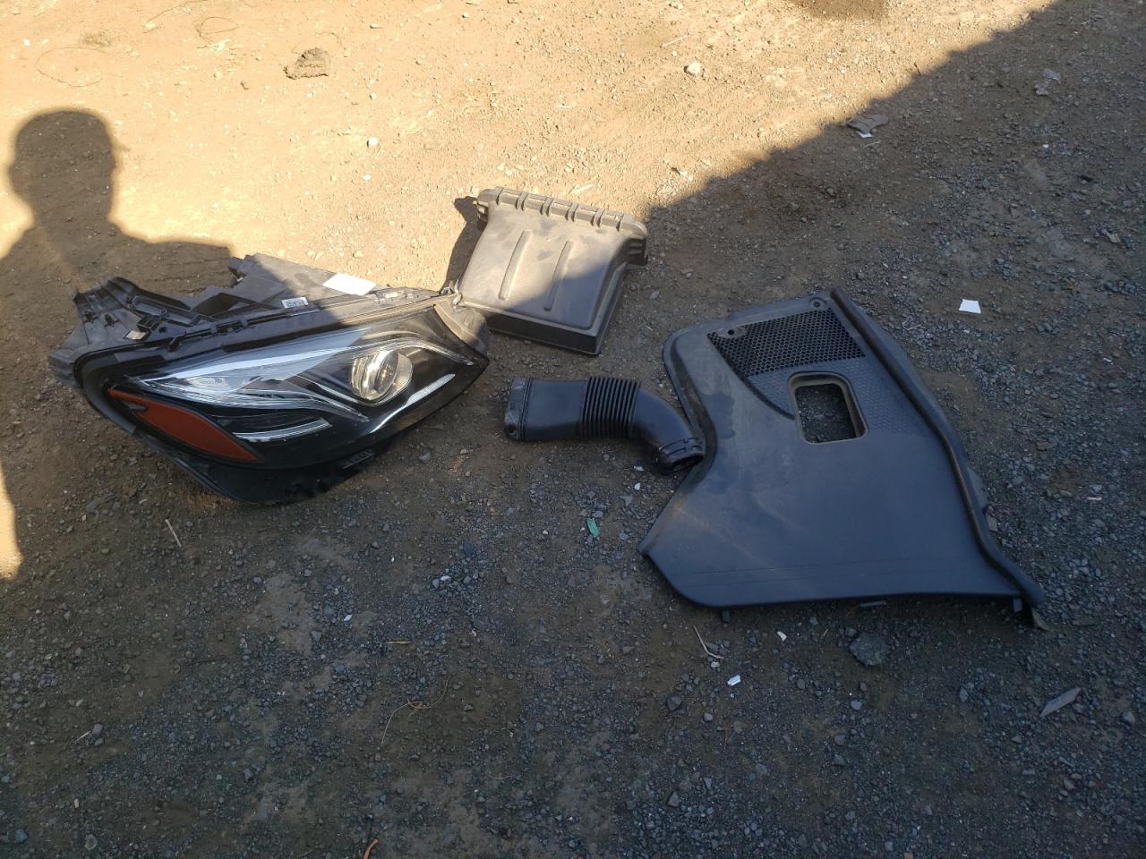 WDDZF4KB0JA379689 2018 Mercedes-Benz E 300 4Matic