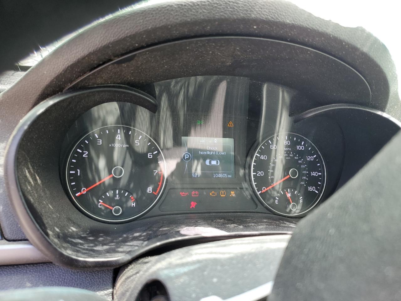 5XXGT4L32JG250410 2018 Kia Optima Lx