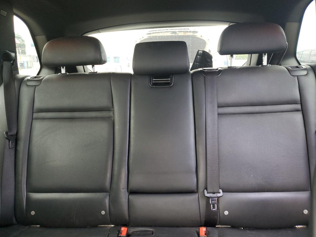 5YMGY0C52BLK27116 2011 BMW X5 M