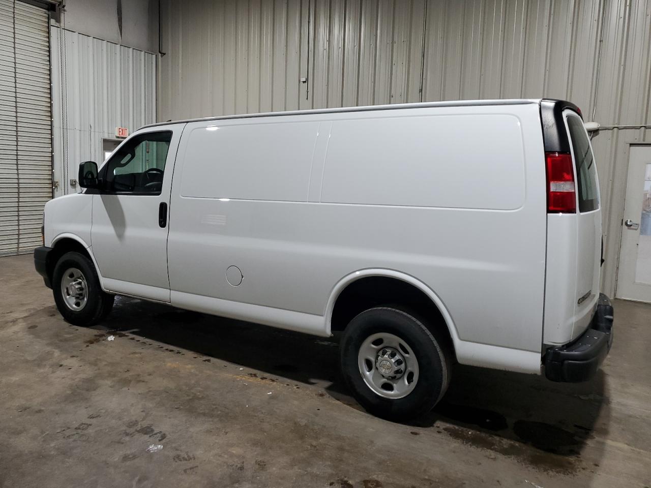 Lot #2993899336 2022 CHEVROLET EXPRESS G2