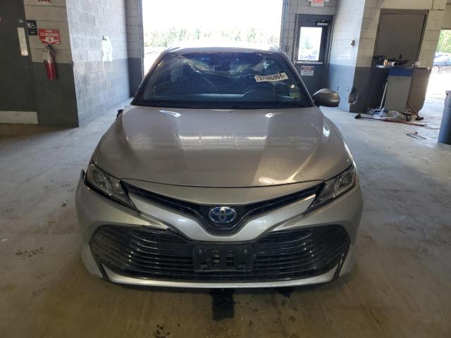 2018 Toyota Camry Le VIN: 4T1B31HK4JU001847 Lot: 57886964