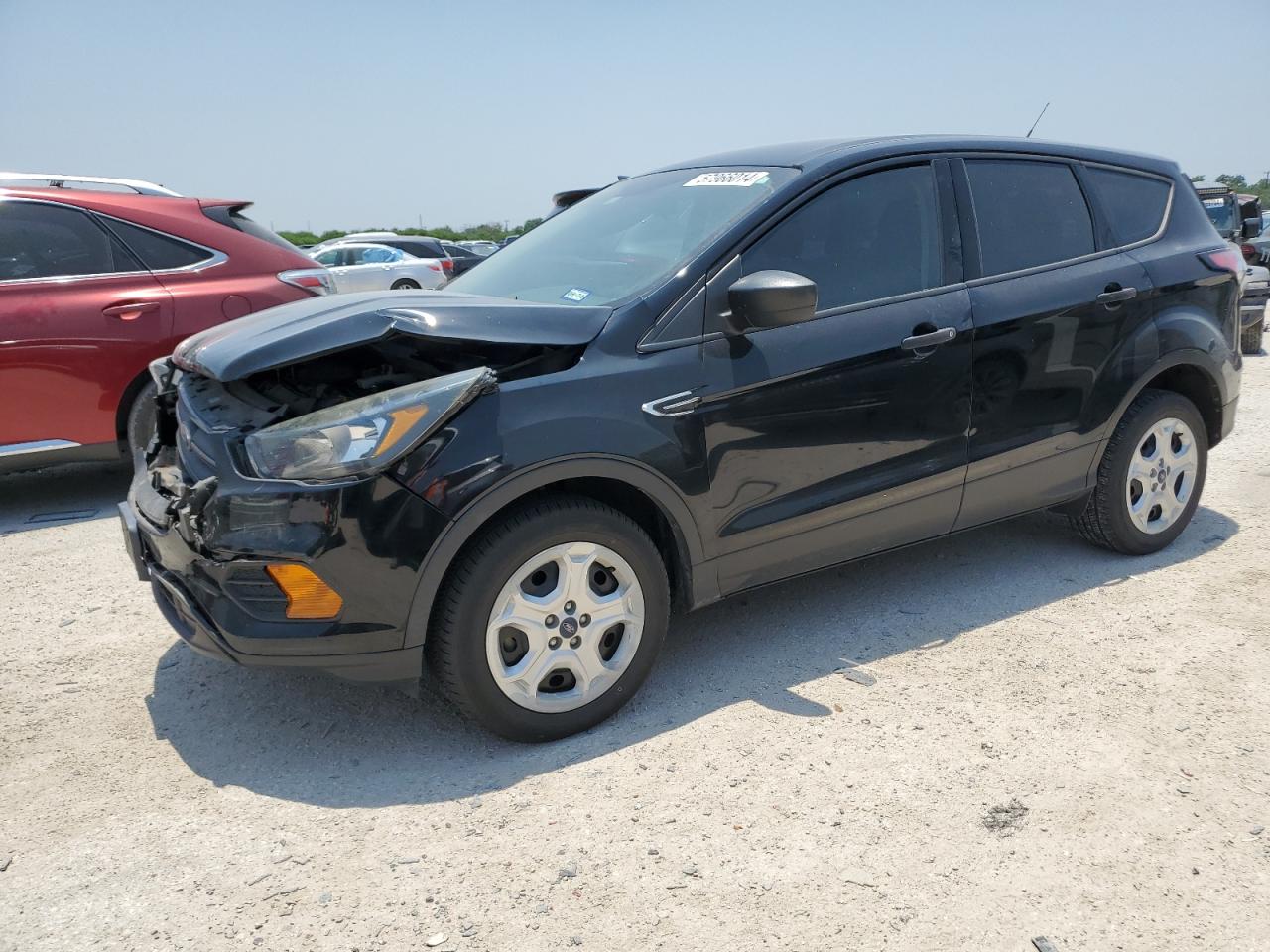 1FMCU0F76JUC40116 2018 Ford Escape S