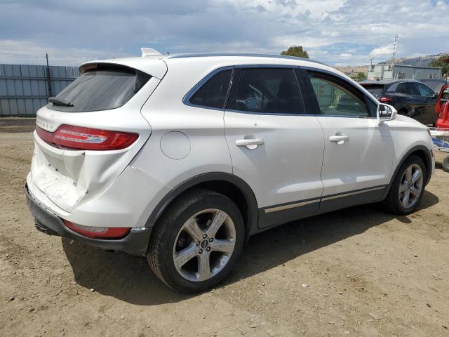 VIN 5LMCJ1C9XJUL29091 2018 Lincoln MKC, Premiere no.3