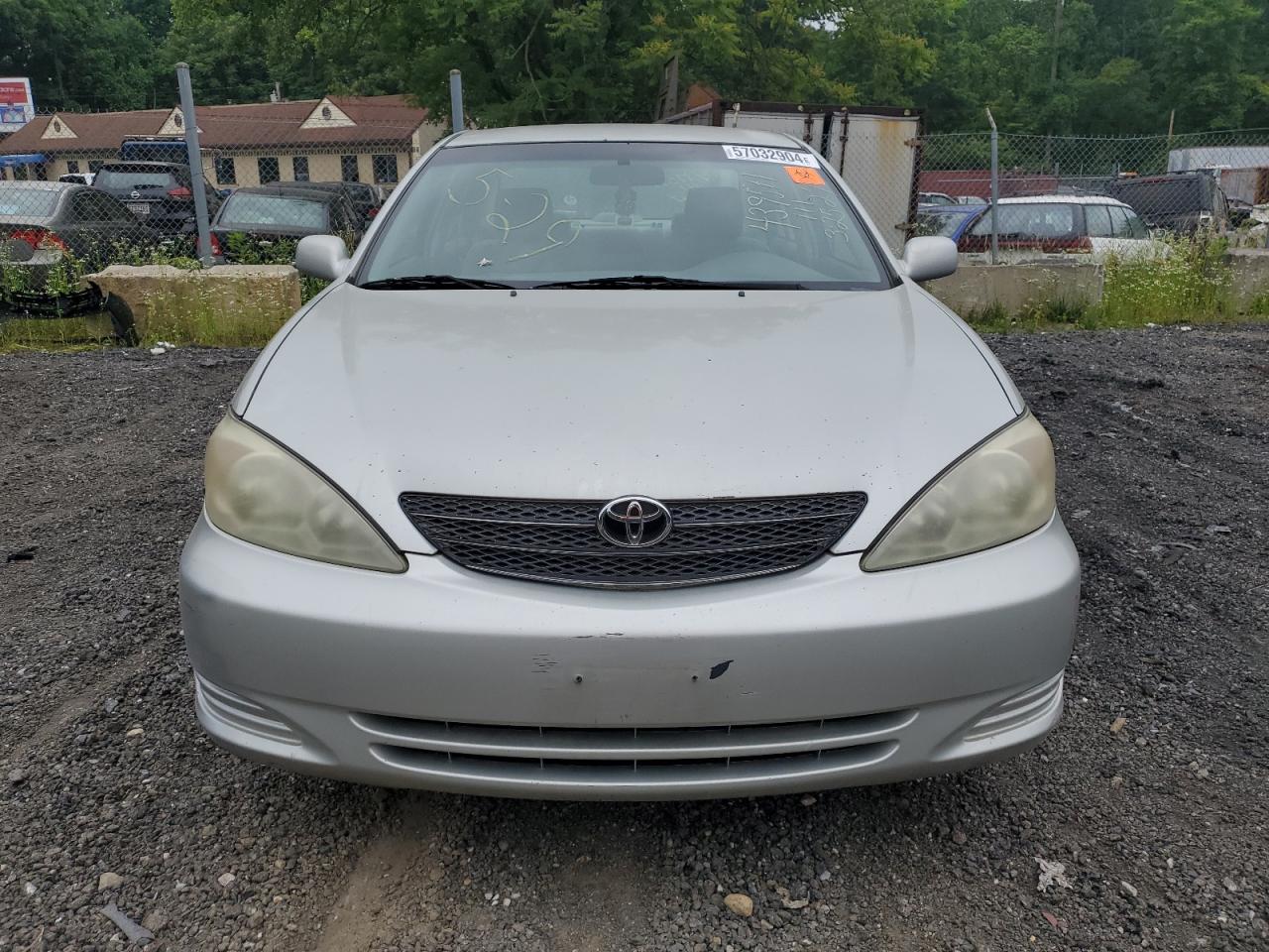 4T1BE32K02U105669 2002 Toyota Camry Le