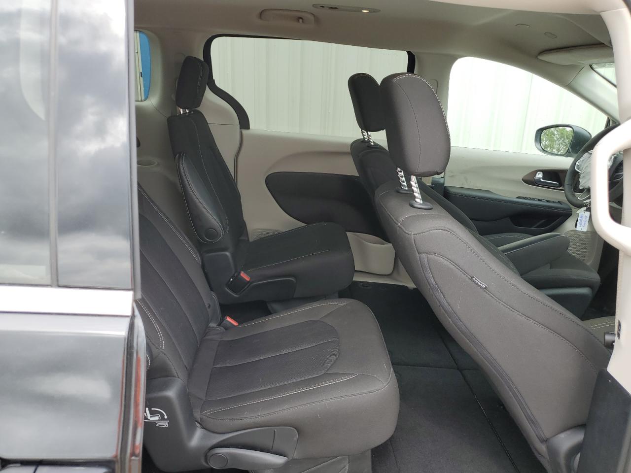 2C4RC1CG8PR615778 2023 Chrysler Voyager Lx