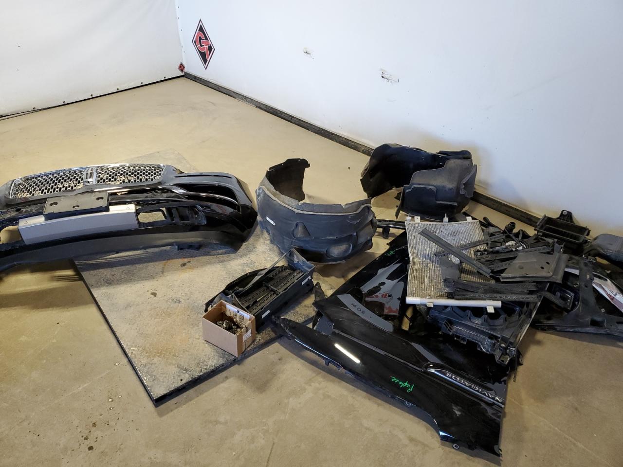 5LMJJ3TT8MEL07300 2021 Lincoln Navigator L Black Label