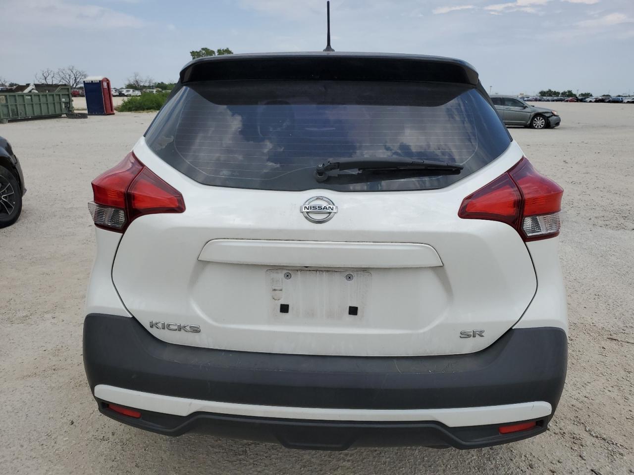 3N1CP5CU5KL565857 2019 Nissan Kicks S