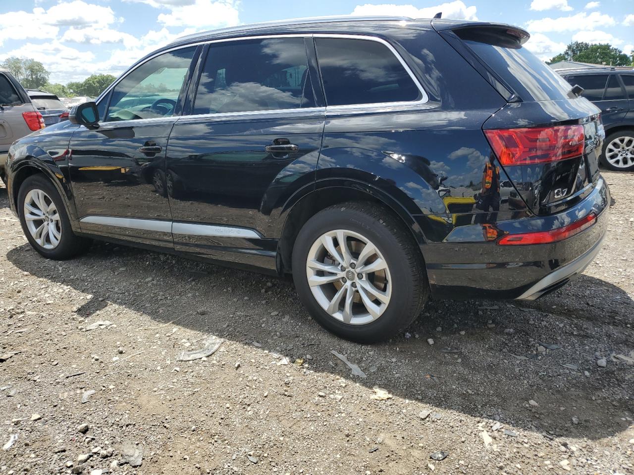 2017 Audi Q7 Premium vin: WA1AAAF75HD006998