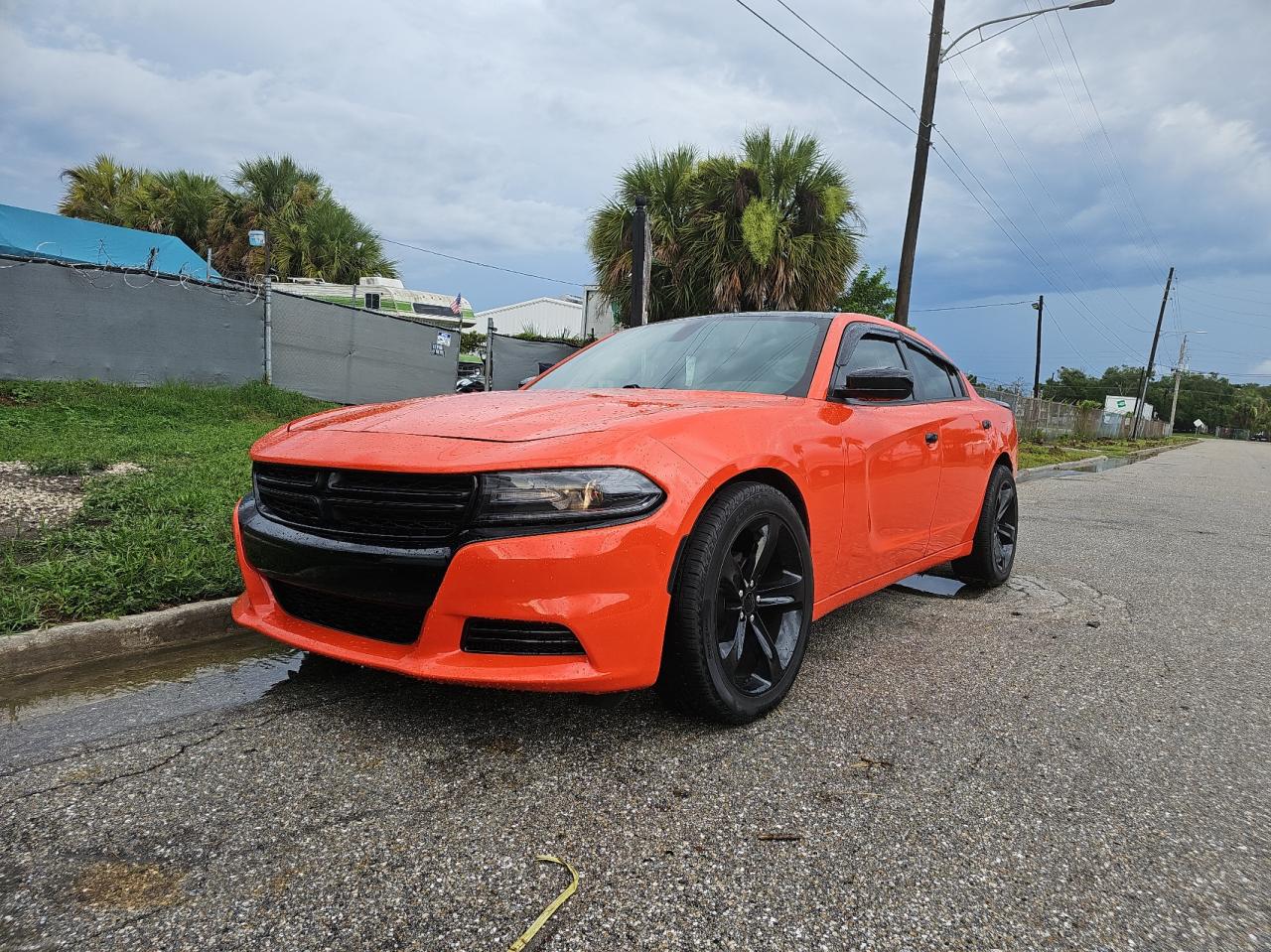 2017 Dodge Charger Sxt vin: 2C3CDXHG8HH576474