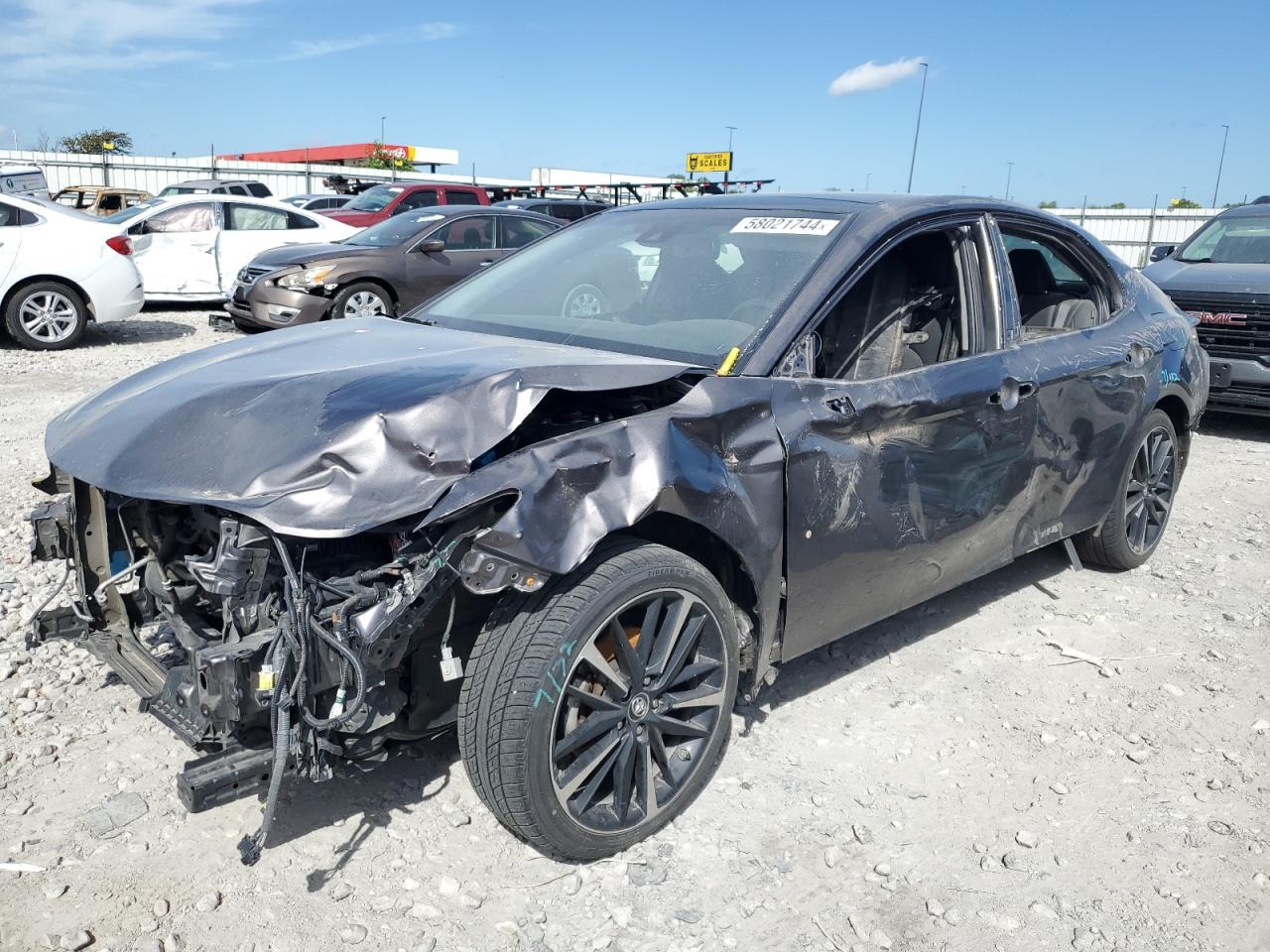 4T1B61HK7JU030170 TOYOTA CAMRY 2018