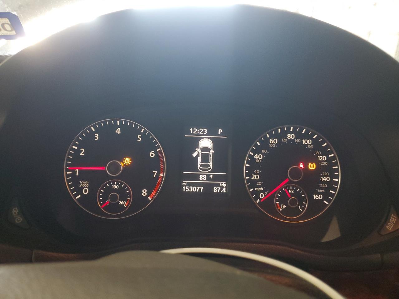 1VWCM7A30DC011553 2013 Volkswagen Passat Sel