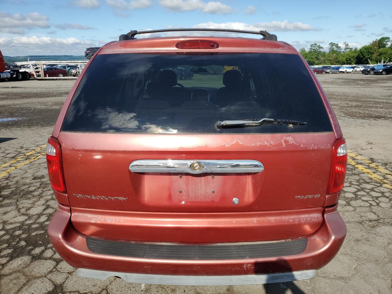 2C4GP54L55R421110 2005 Chrysler Town & Country Touring