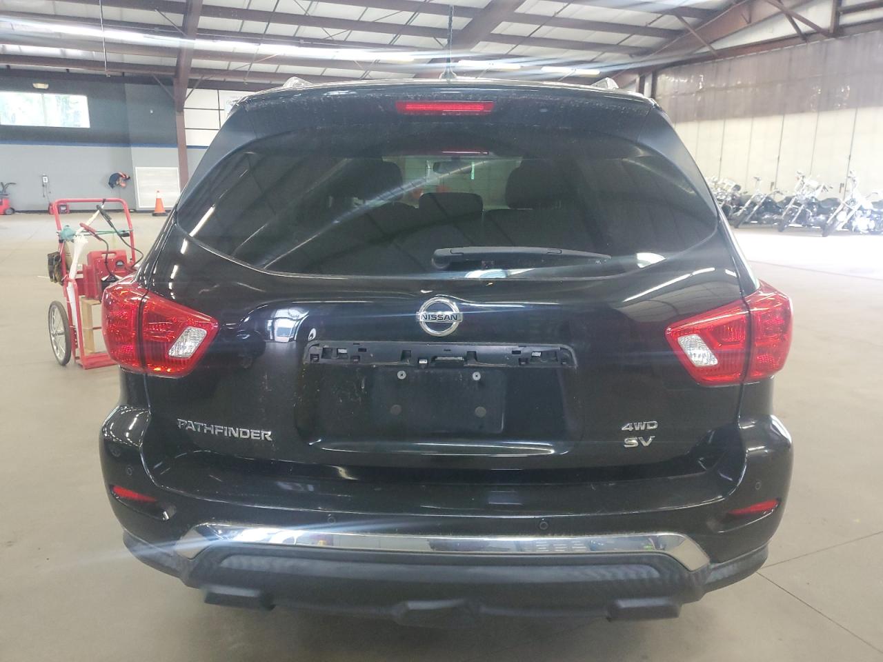 2017 Nissan Pathfinder S vin: 5N1DR2MMXHC681841