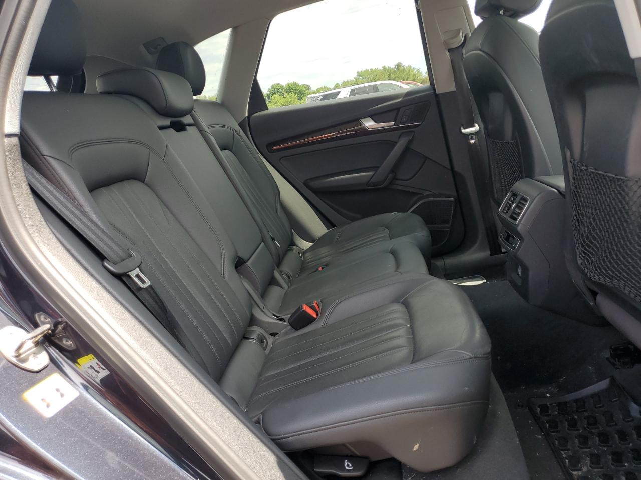 WA1BNAFY9J2096126 2018 Audi Q5 Premium Plus