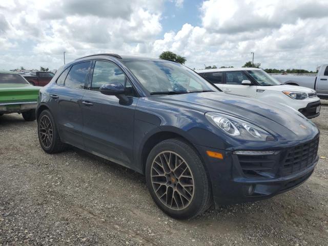 VIN WP1AA2A54JLB16677 2018 Porsche Macan no.4