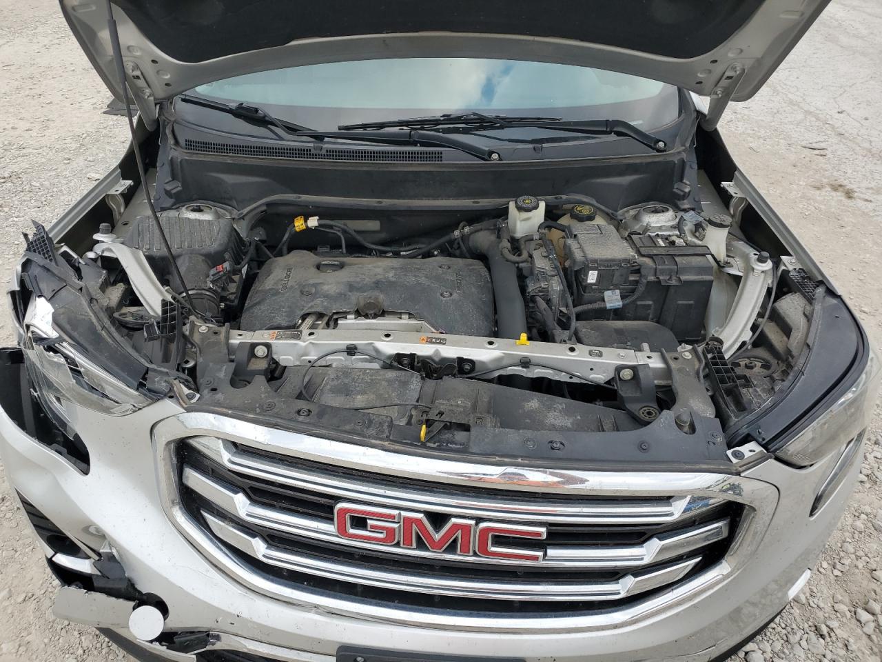 3GKALVEX2JL300243 2018 GMC Terrain Slt