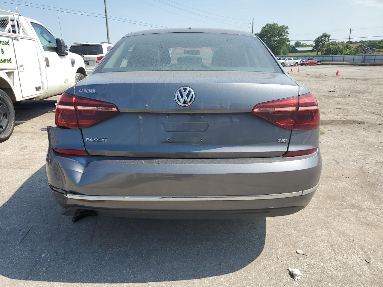 1VWAA7A36JC000326 2018 Volkswagen Passat S