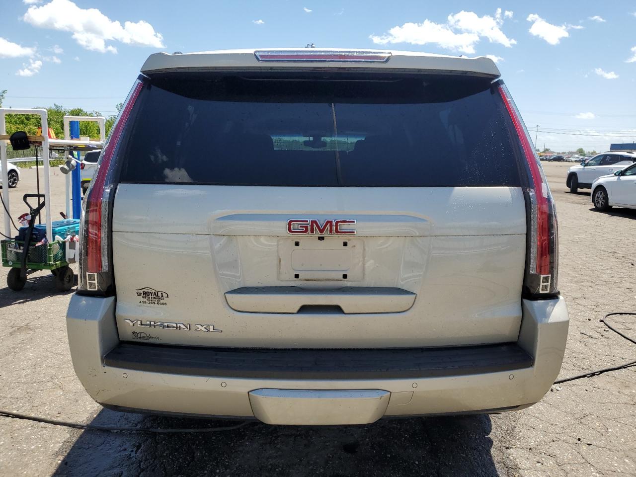 1GKS2FKC4GR105082 2016 GMC Yukon Xl K1500 Sle