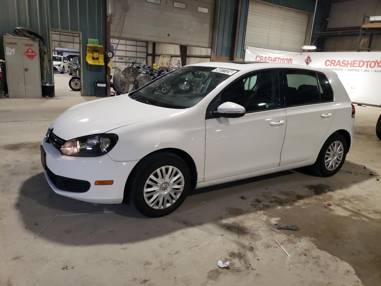 Lot #2827867121 2010 VOLKSWAGEN GOLF