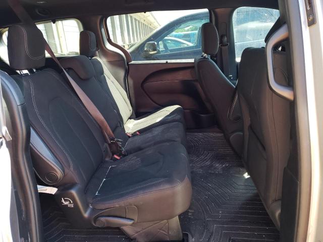 2020 Chrysler Pacifica Touring VIN: 2C4RC1FG1LR108212 Lot: 57872144