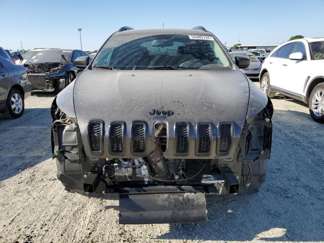 2018 Jeep Cherokee Latitude VIN: 1C4PJLCB2JD587676 Lot: 58465724