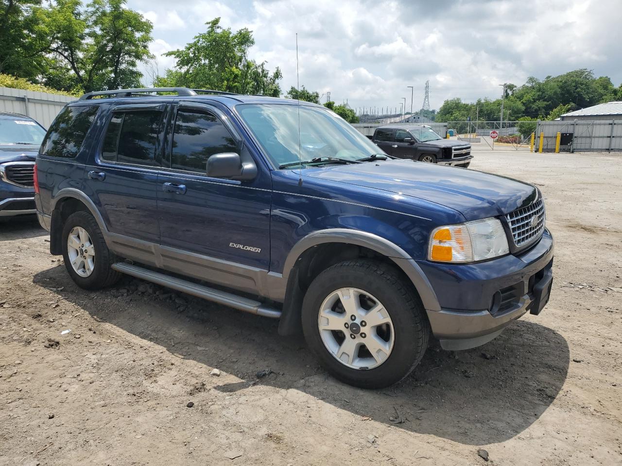 1FMZU73W14UB57812 2004 Ford Explorer Xlt