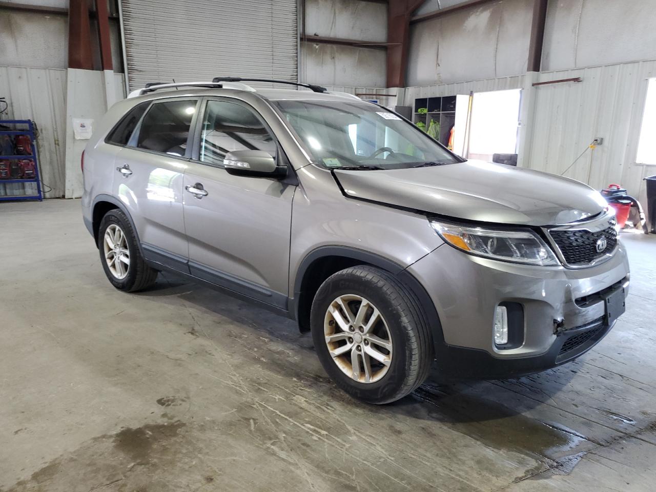 2014 Kia Sorento Lx vin: 5XYKT4A61EG477354