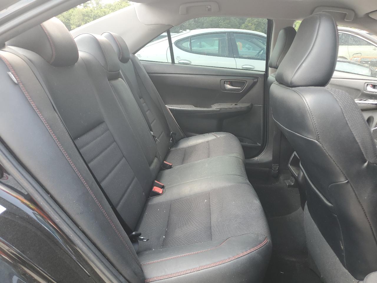 4T1BF1FK0GU238628 2016 Toyota Camry Le