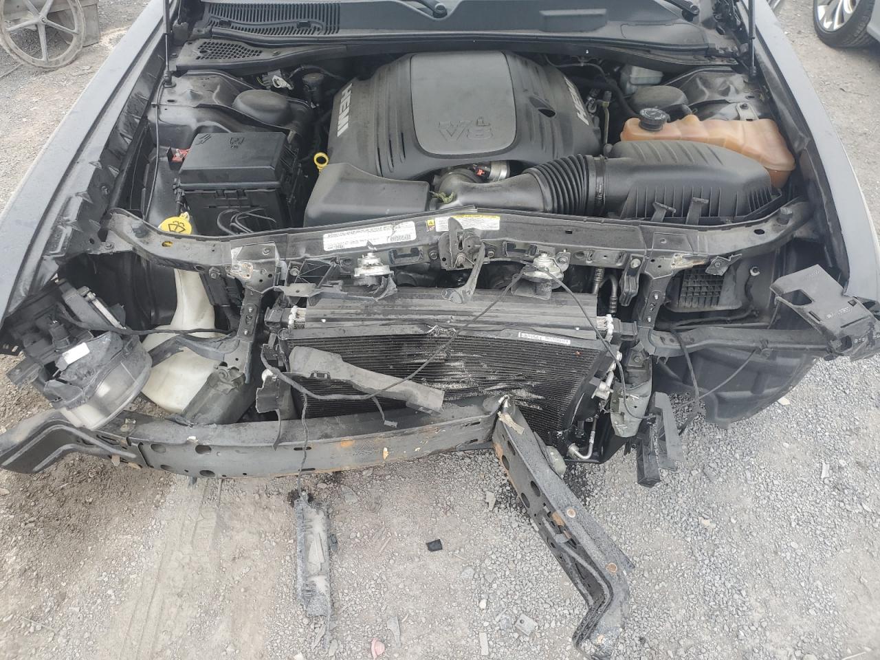 2B3CJ5DT8BH566113 2011 Dodge Challenger R/T