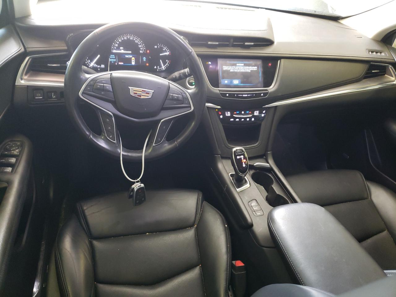 1GYKNFRS1JZ244703 2018 Cadillac Xt5 Premium Luxury