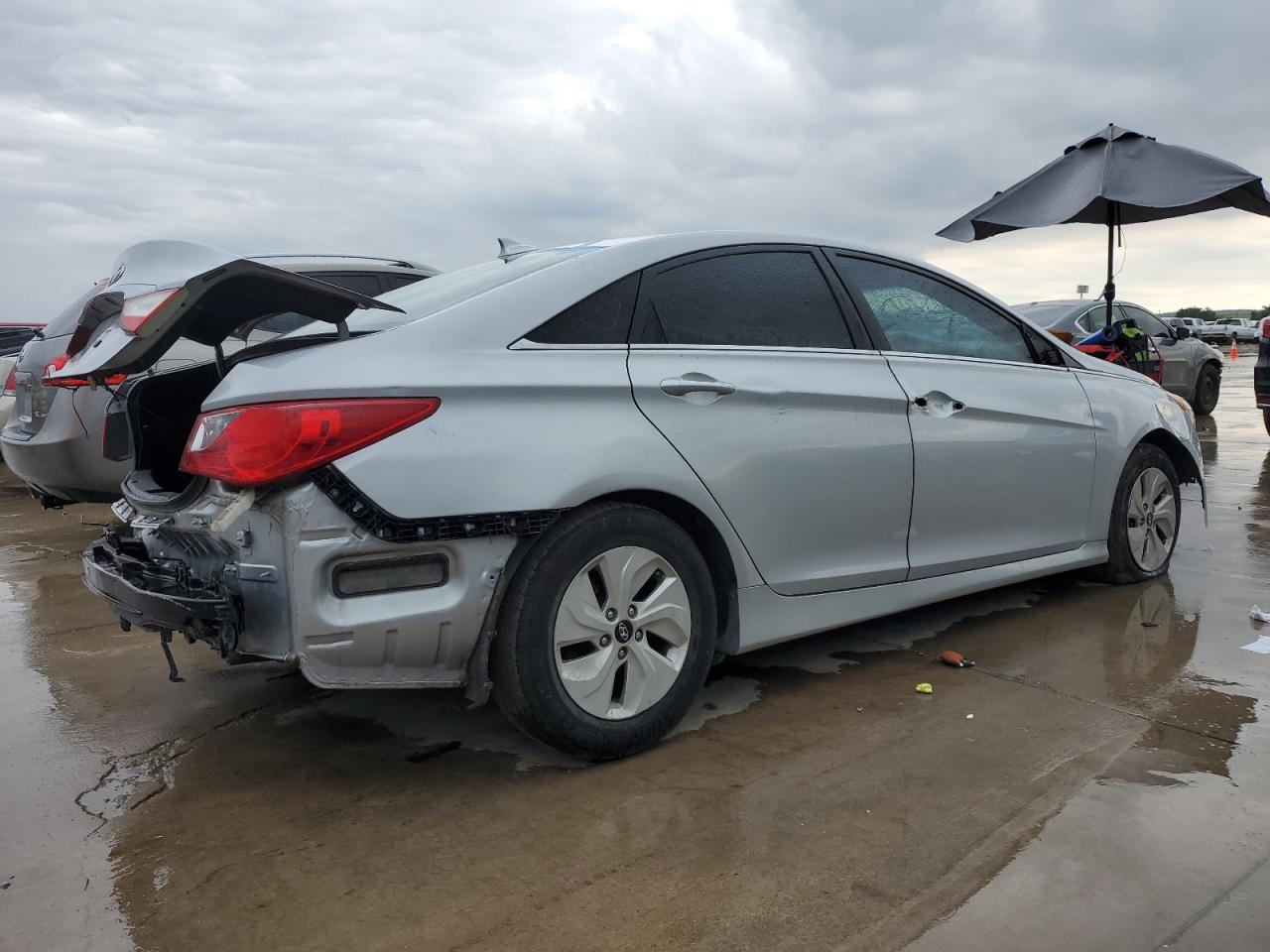2014 Hyundai Sonata Gls vin: 5NPEB4AC3EH819725