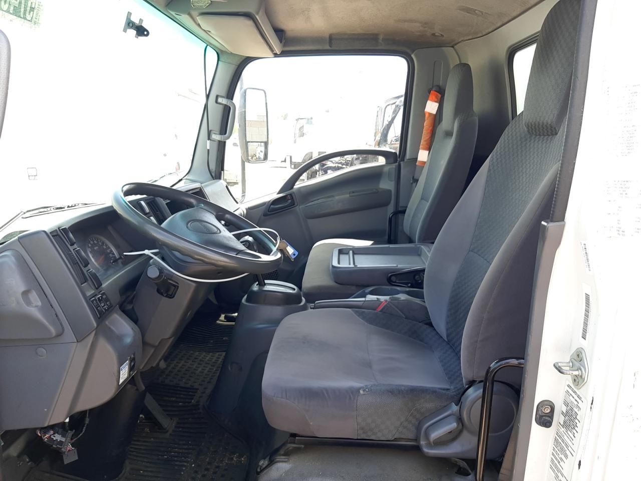 JALE5W160E7301118 2014 Isuzu Nrr