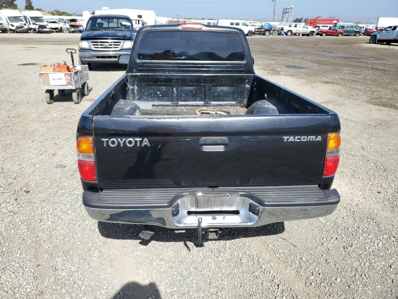 5TENL42NX2Z124714 2002 Toyota Tacoma