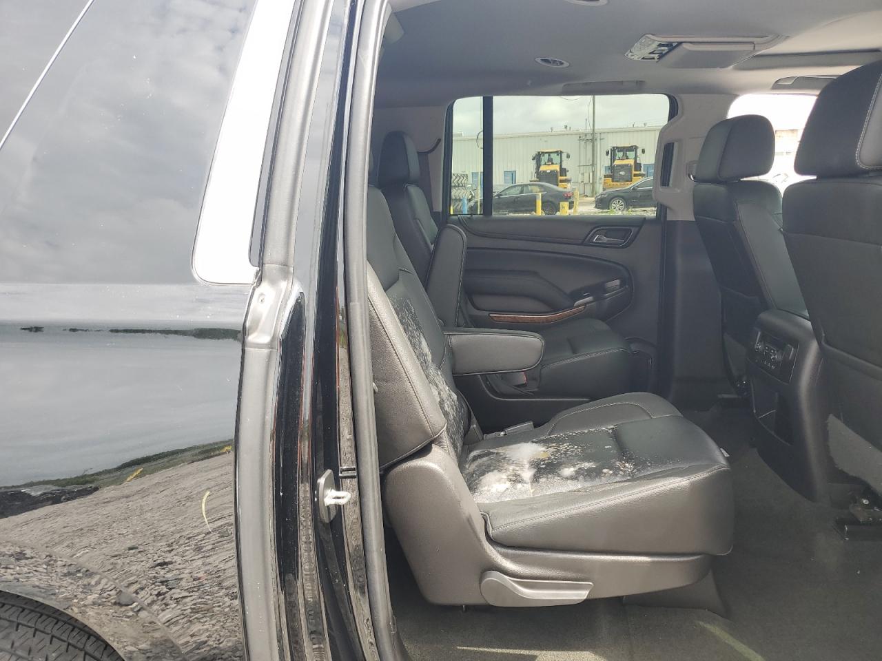 1GNSCJKC1HR225295 2017 Chevrolet Suburban C1500 Premier