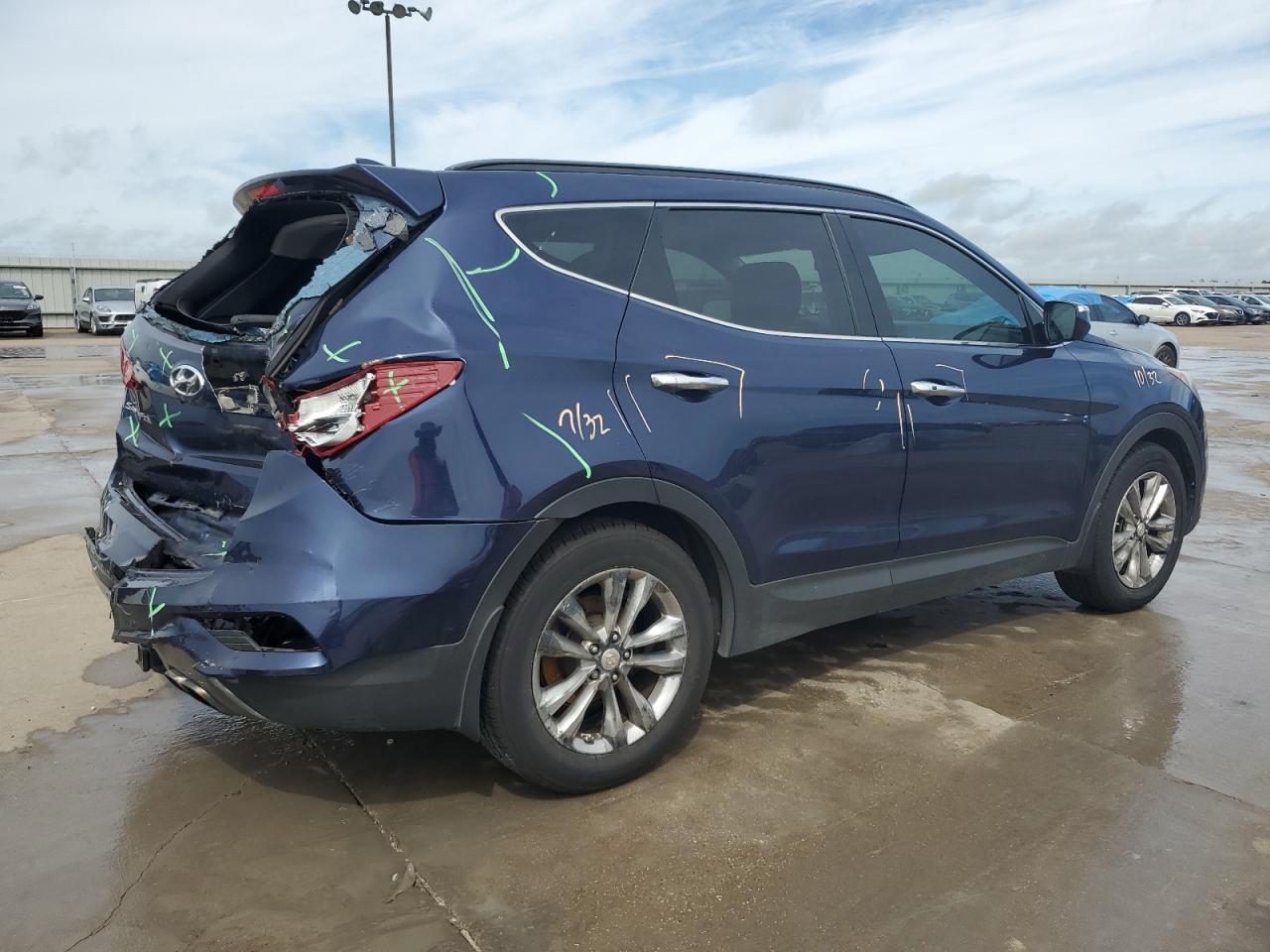 5XYZU4LA6HG447638 2017 Hyundai Santa Fe Sport