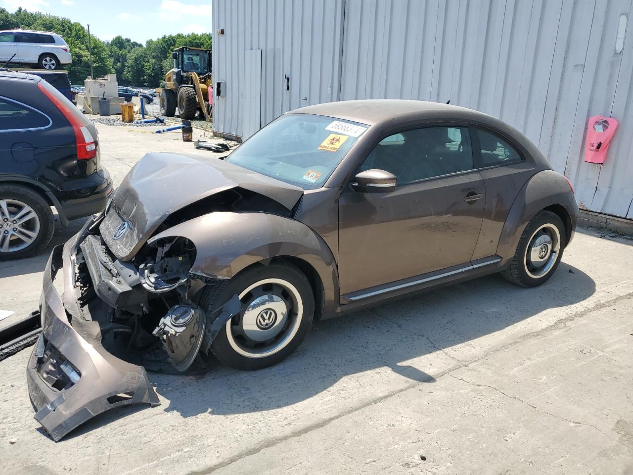 Lot #2852532921 2012 VOLKSWAGEN BEETLE