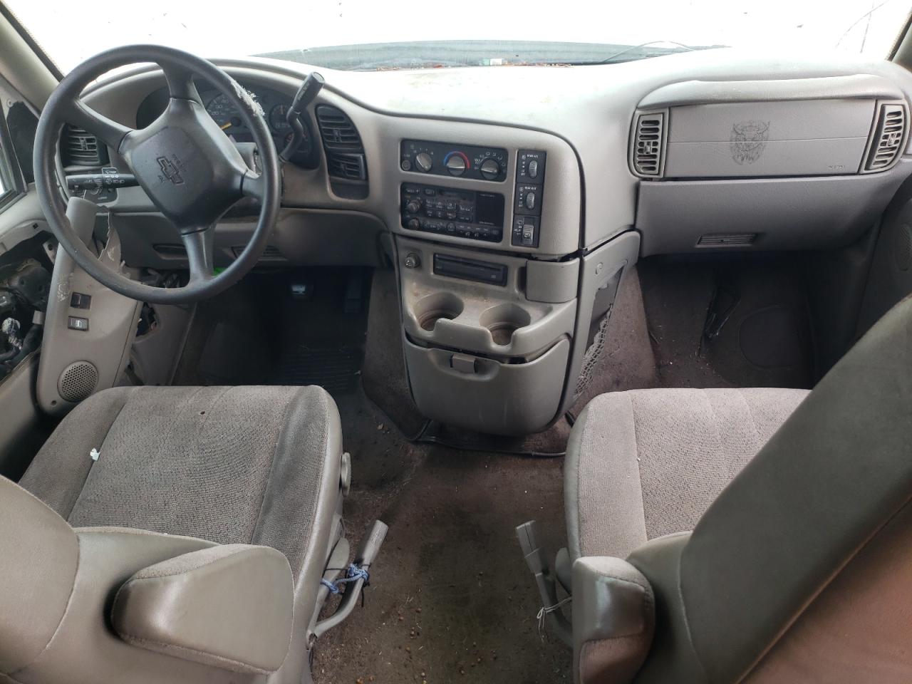 1GNEL19WX1B138930 2001 Chevrolet Astro